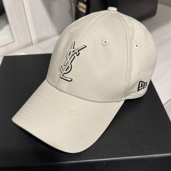 Yves Saint Laurent Hat - Picture 3 of 3